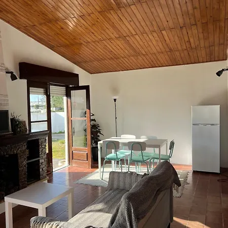 Pinho Azul - House بيت للعطل *